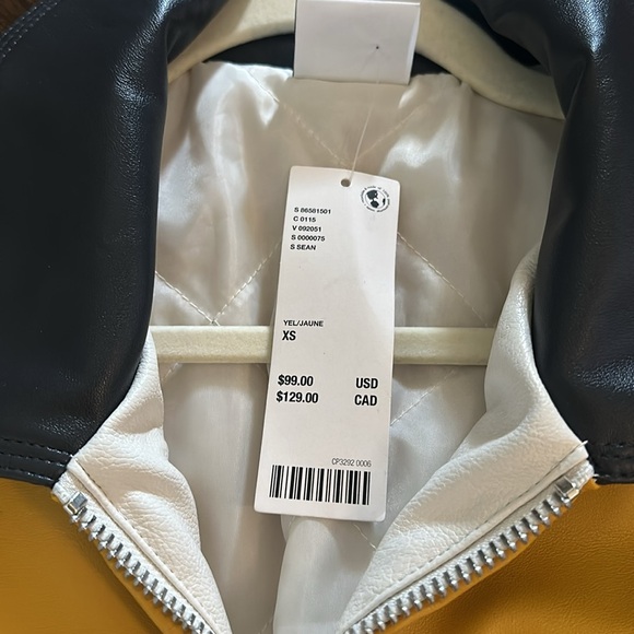 BDG by Urban Outfitters Pleather Jacket Size XS (Fits S with room) NWT - Picture 4 of 5